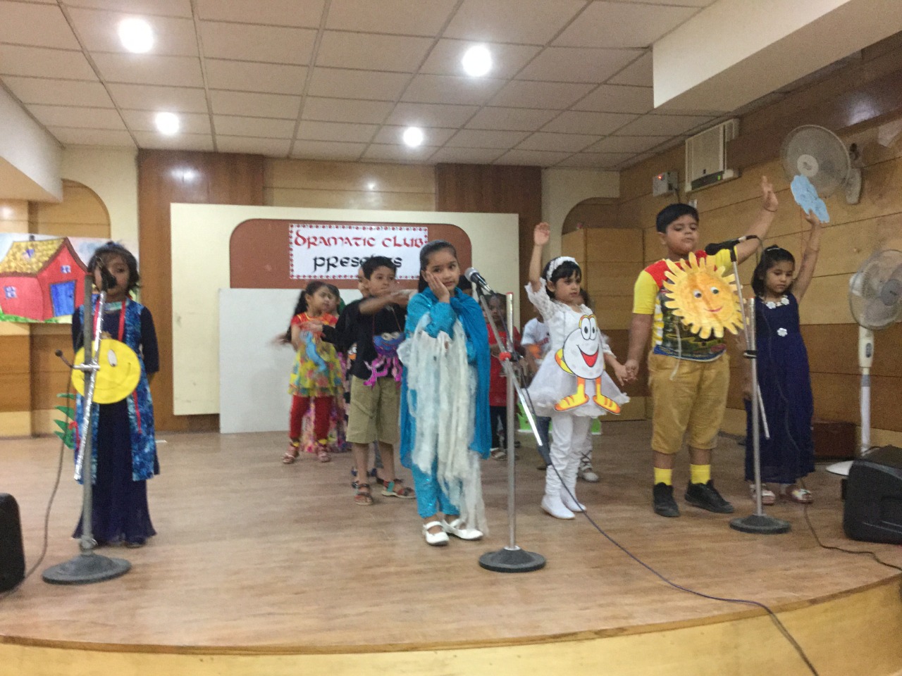 Holy innocents nursery school in janakpuri, west delhi